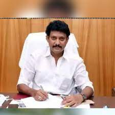 படிப்பை தவிர வேறு வேலைகளில் ஈடுபடுத்தினால் கடும் நடவடிக்கை- பள்ளிகளுக்கு அமைச்சர் அன்பில் மகேஷ் எச்சரிக்கை படிப்பை தவிர வேறு வேலைகளில் ஈடுபடுத்தினால் கடும் நடவடிக்கை- பள்ளிகளுக்கு அமைச்சர் அன்பில் மகேஷ் எச்சரிக்கை