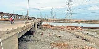 கொசஸ்தலை ஆற்றில் அனல் மின்நிலைய கோபுரம் : 8 மீனவ கிராம நிர்வாகிகள், அதிகாரிகள் பேச்சு வார்த்தை கொசஸ்தலை ஆற்றில் அனல் மின்நிலைய கோபுரம் : 8 மீனவ கிராம நிர்வாகிகள், அதிகாரிகள் பேச்சு வார்த்தை