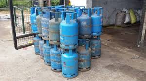 வணிக எரிவாயு சிலிண்டரின் விலை குறைப்பு வணிக எரிவாயு சிலிண்டரின் விலை குறைப்பு