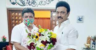முதலமைச்சர் மு.க.ஸ்டாலினுக்கு நன்றி தெரிவித்த அமைச்சர் பி.டி.ஆர். பழனிவேல் தியாகராஜன் முதலமைச்சர் மு.க.ஸ்டாலினுக்கு நன்றி தெரிவித்த அமைச்சர் பி.டி.ஆர். பழனிவேல் தியாகராஜன்