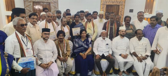 Awarded to Tamil Scholars in Nagore - Sahib Jada Foundation