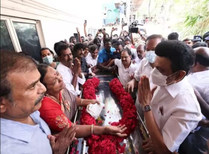 Ddmk leader captain vijaykanth's final journey with full government honour| chief minister M.K. Stalin announced 