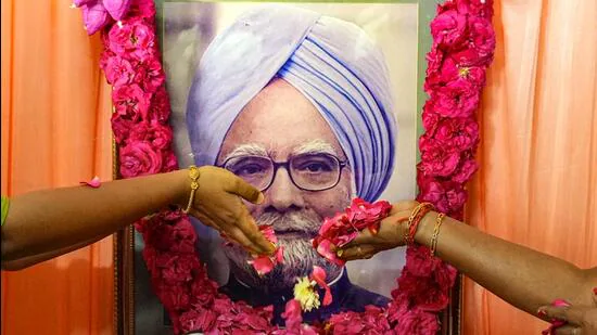 இந்தியாவின் முன்னாள் பிரதமர் டாக்டர் மன்மோகன் சிங்கின் மறைவுக்கு மத்திய அமைச்சரவை 2 நிமிடம் மவுன அஞ்சலி இந்தியாவின் முன்னாள் பிரதமர் டாக்டர் மன்மோகன் சிங்கின் மறைவுக்கு மத்திய அமைச்சரவை 2 நிமிடம் மவுன அஞ்சலி