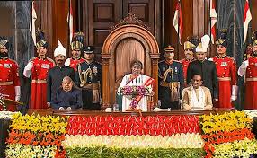 இந்தியாவுக்கு விரைவான முன்னேற்றத்தை அளித்த ஆண்டு 2025 – குடியரசு தலைவர் திரவுபதி முர்மு 